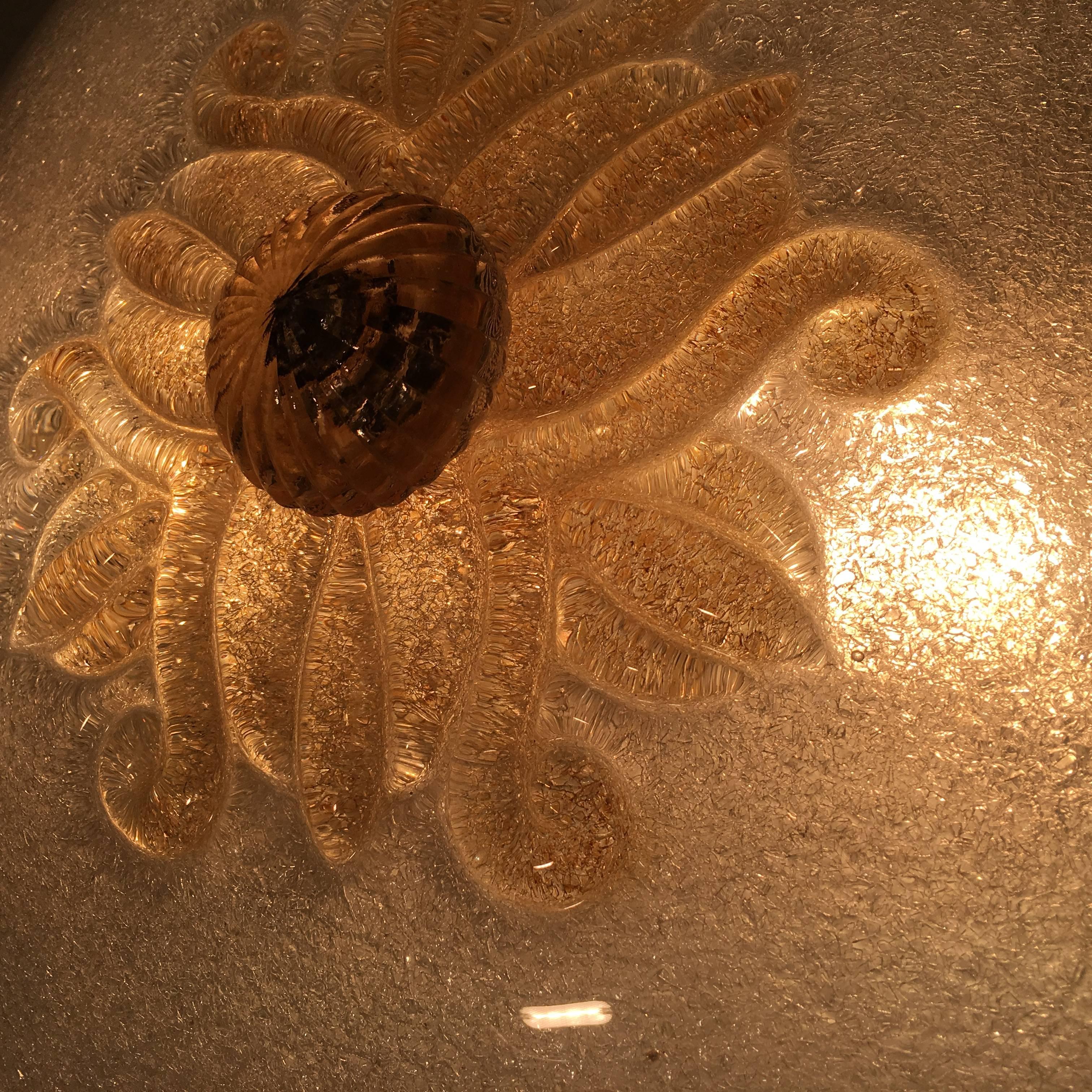 Murano Glass Ceiling Light or Flush Mount with Gold Inclusions by Barovier 1970s For Sale 8