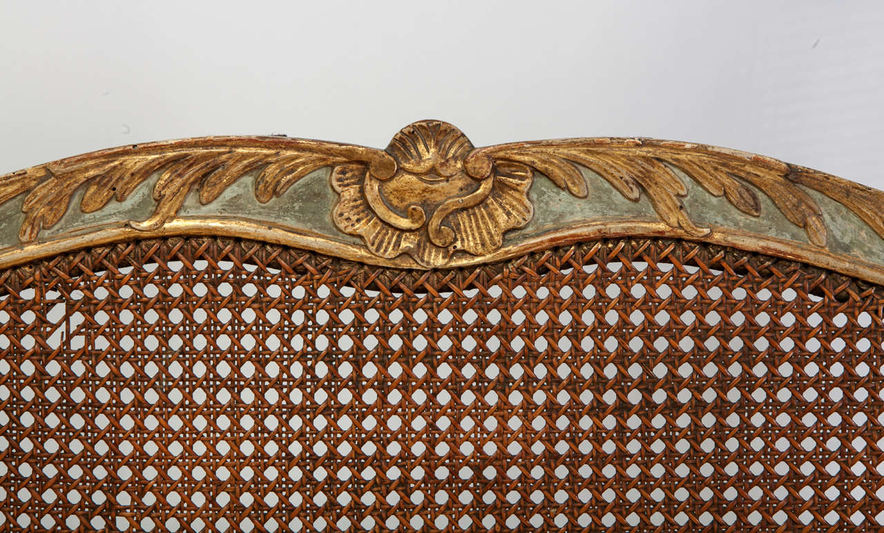Mid-18th Century  Italian Parcel-Gilt and Painted Canape or Sofa, 18th Century For Sale