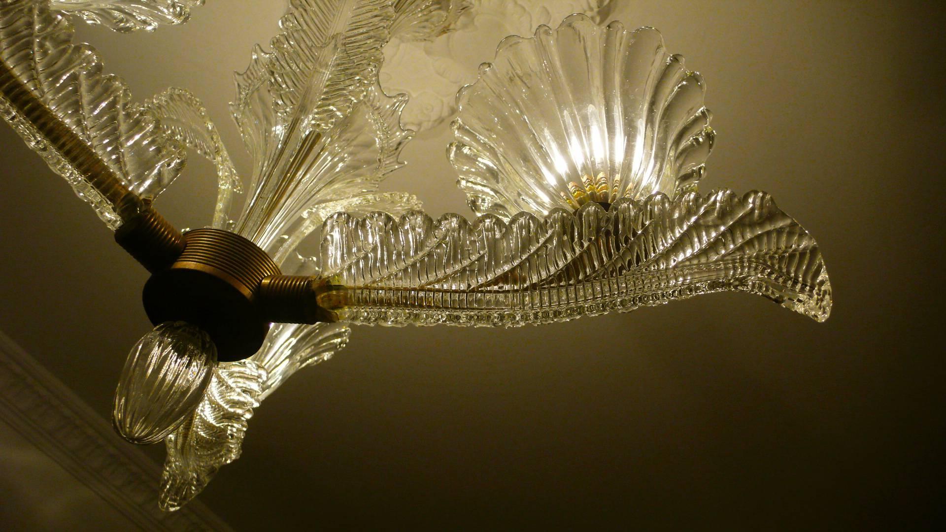Art Deco Charming Murano Glass Chandelier by Ercole Barovier, 1940s For Sale