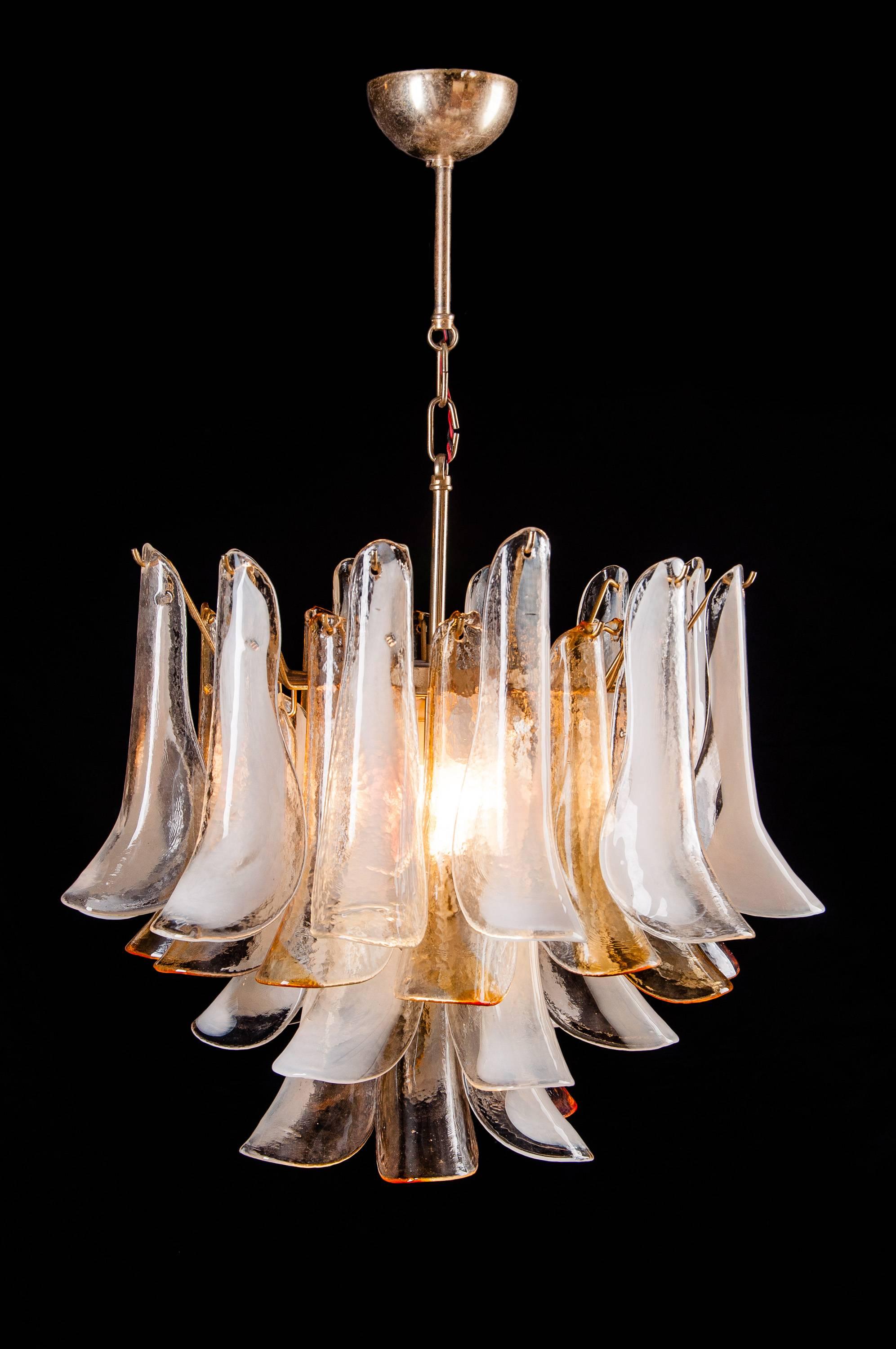 Charming Murano Petals Chandelier, 1980s 2