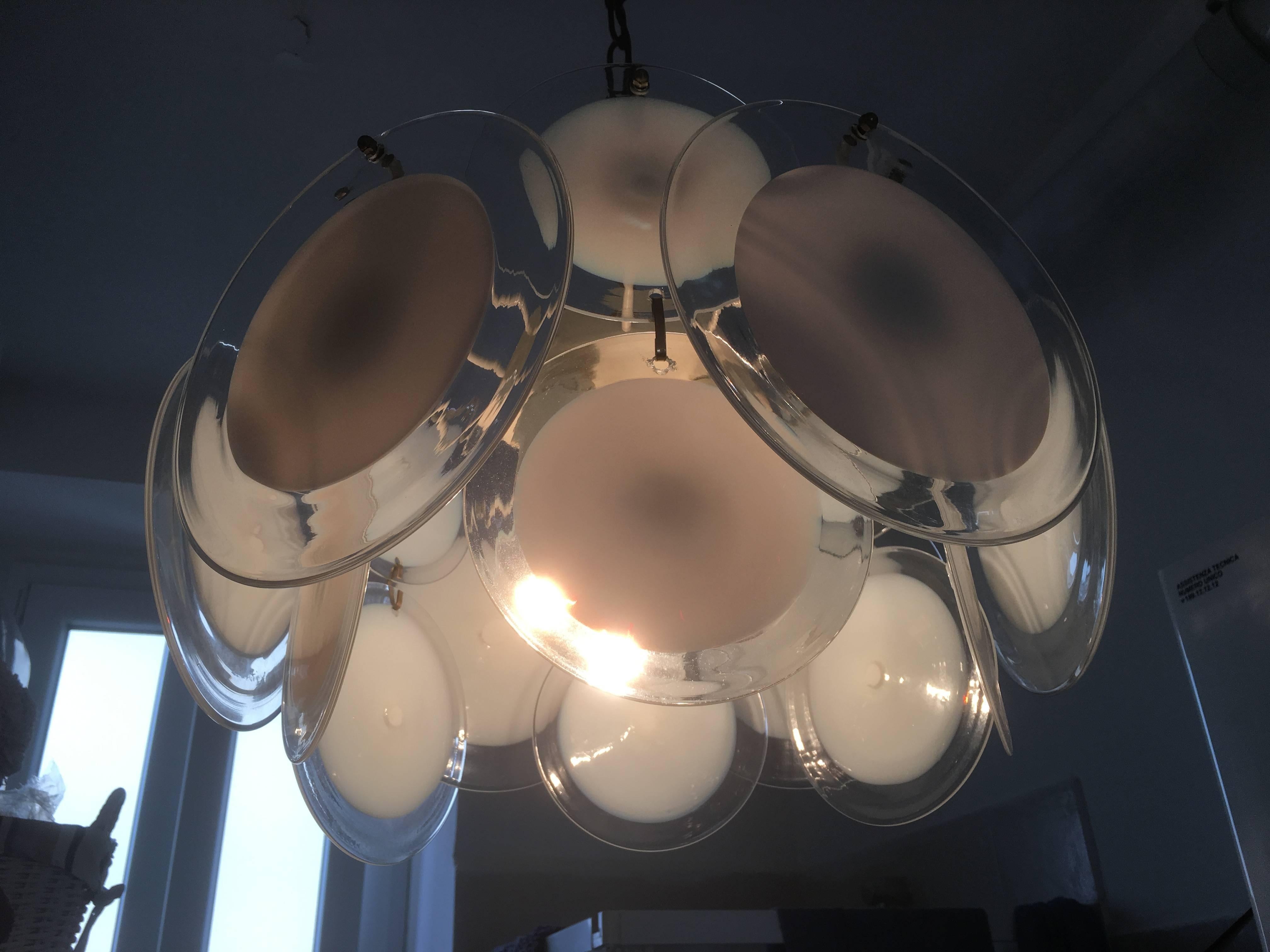 Charming Murano Disc Chandelier by Vistosi, 1960s In Excellent Condition In Rome, IT