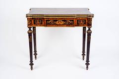 Seltener und eleganter Spieltisch mit Intarsien aus dem 19.