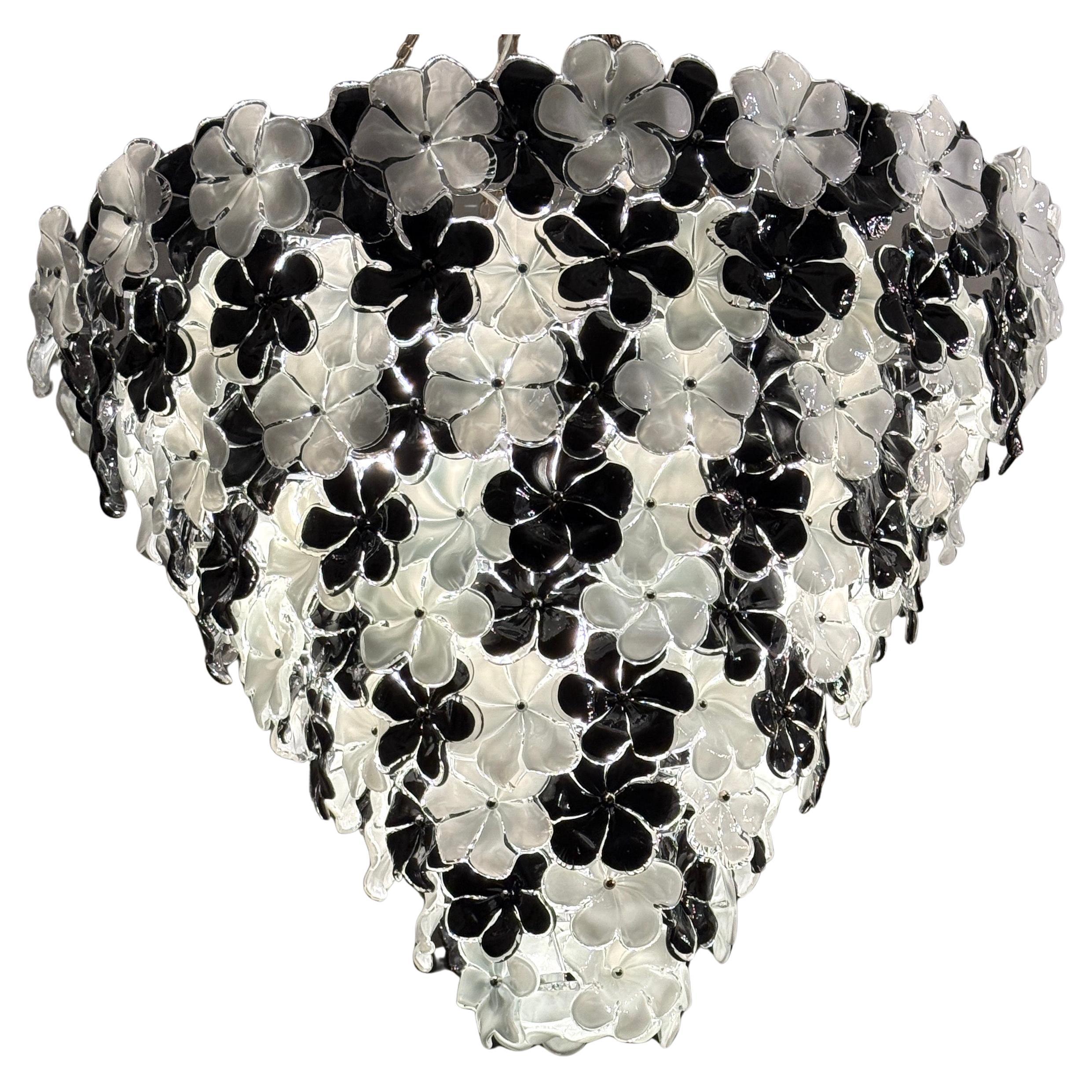 Huge Contemporary Black and White Flower Murano Glass Chandelier For Sale