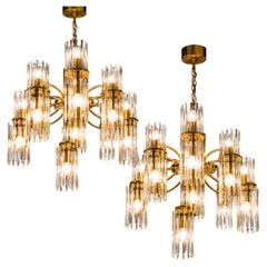 Pair of Mid-Century Modernist Chandeliers by Gaetano Sciolari 1960s