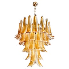 Lampadario vintage italiano di Murano con petali di vetro ambrato, anni '70