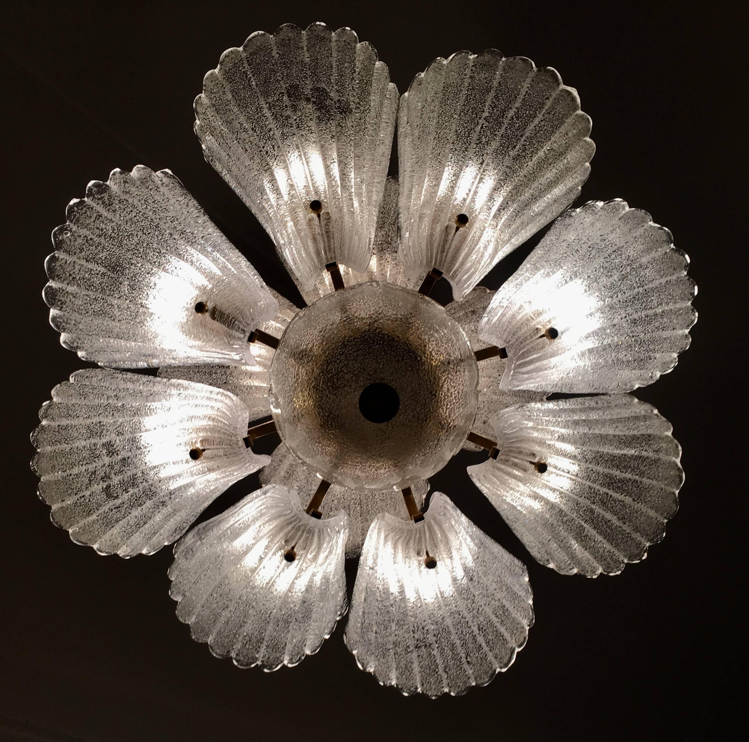 Murano Chandelier  Barovier & Toso Style  1950s In Excellent Condition In Rome, IT
