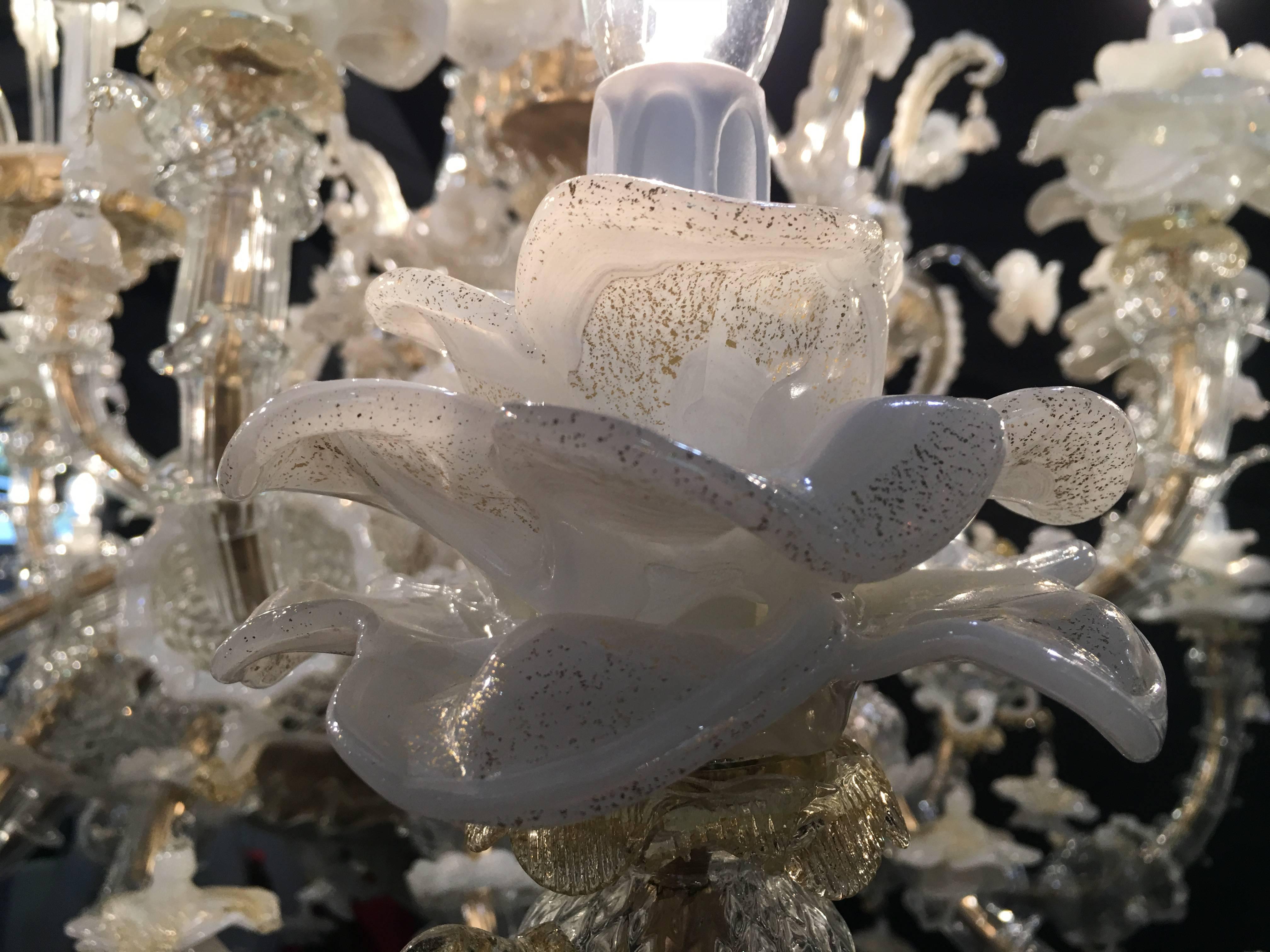 Sumptuous Pair Of Murano Chandelier White and Gold, 1980s For Sale 2