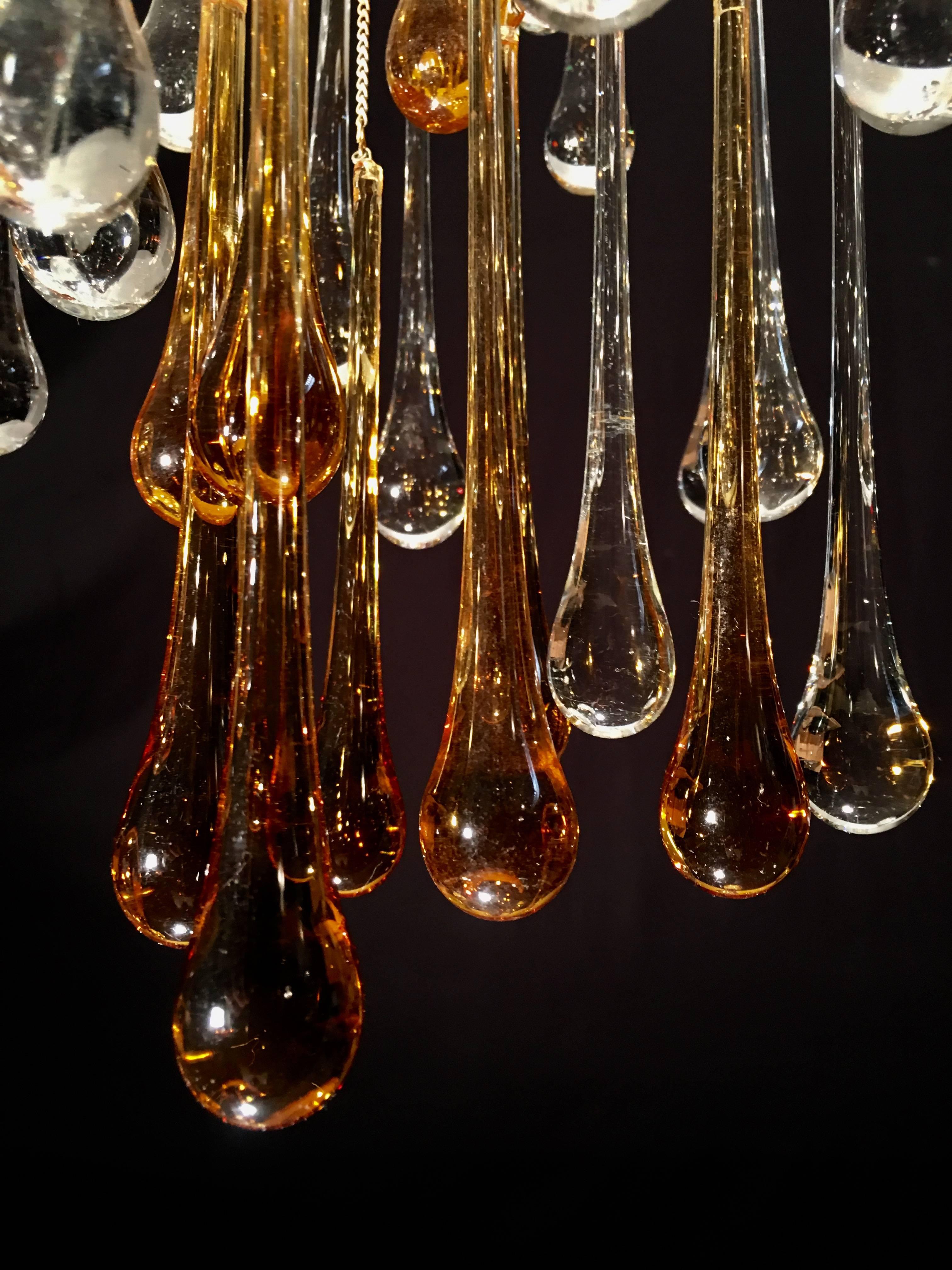 Exceptional Drops Chandelier in the Style of Venini, 1970s 3