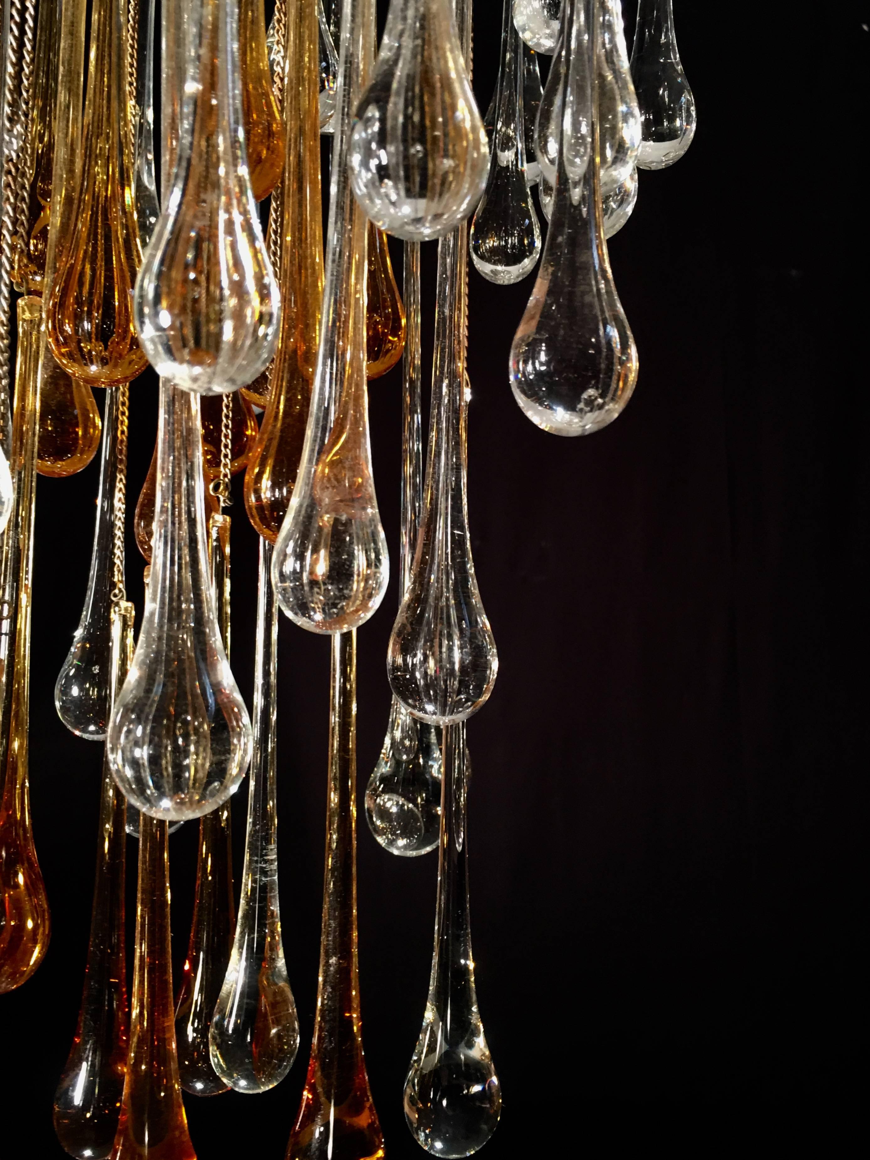 20th Century Exceptional Drops Chandelier in the Style of Venini, 1970s