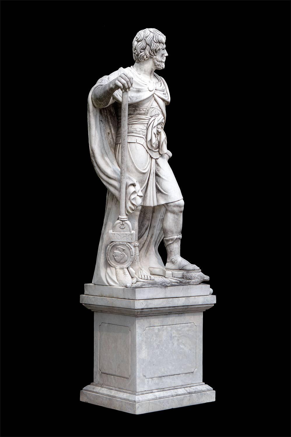 Monumental Pair of White Marble Statue of Classical Roman Figures In Good Condition In Rome, IT