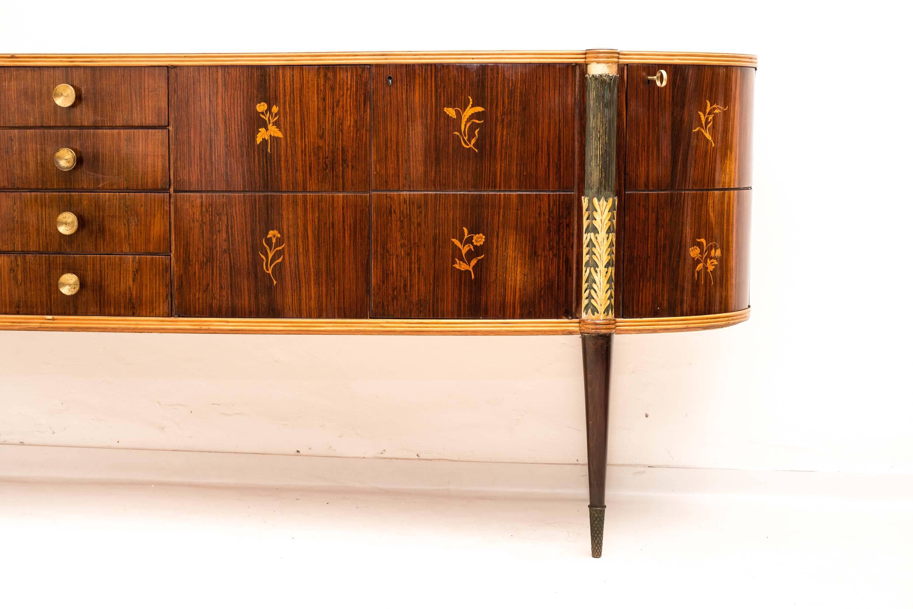 Italian Midcentury Oval Shaped Outstanding Sideboard by Pier Luigi Colli In Excellent Condition In Rome, IT