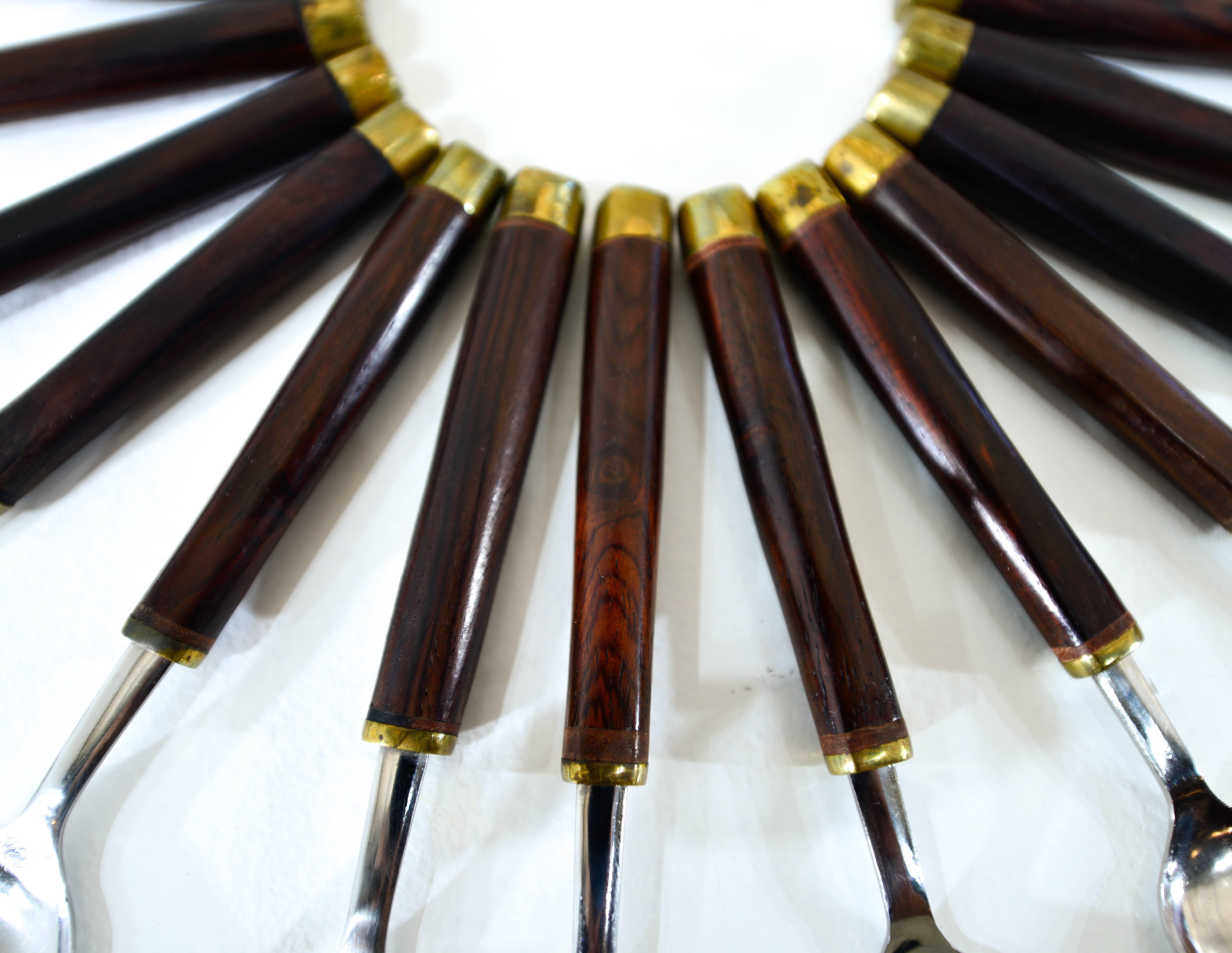 Cocobolo Cutlery Complete Service for Six P In Good Condition For Sale In Mexico City, MX