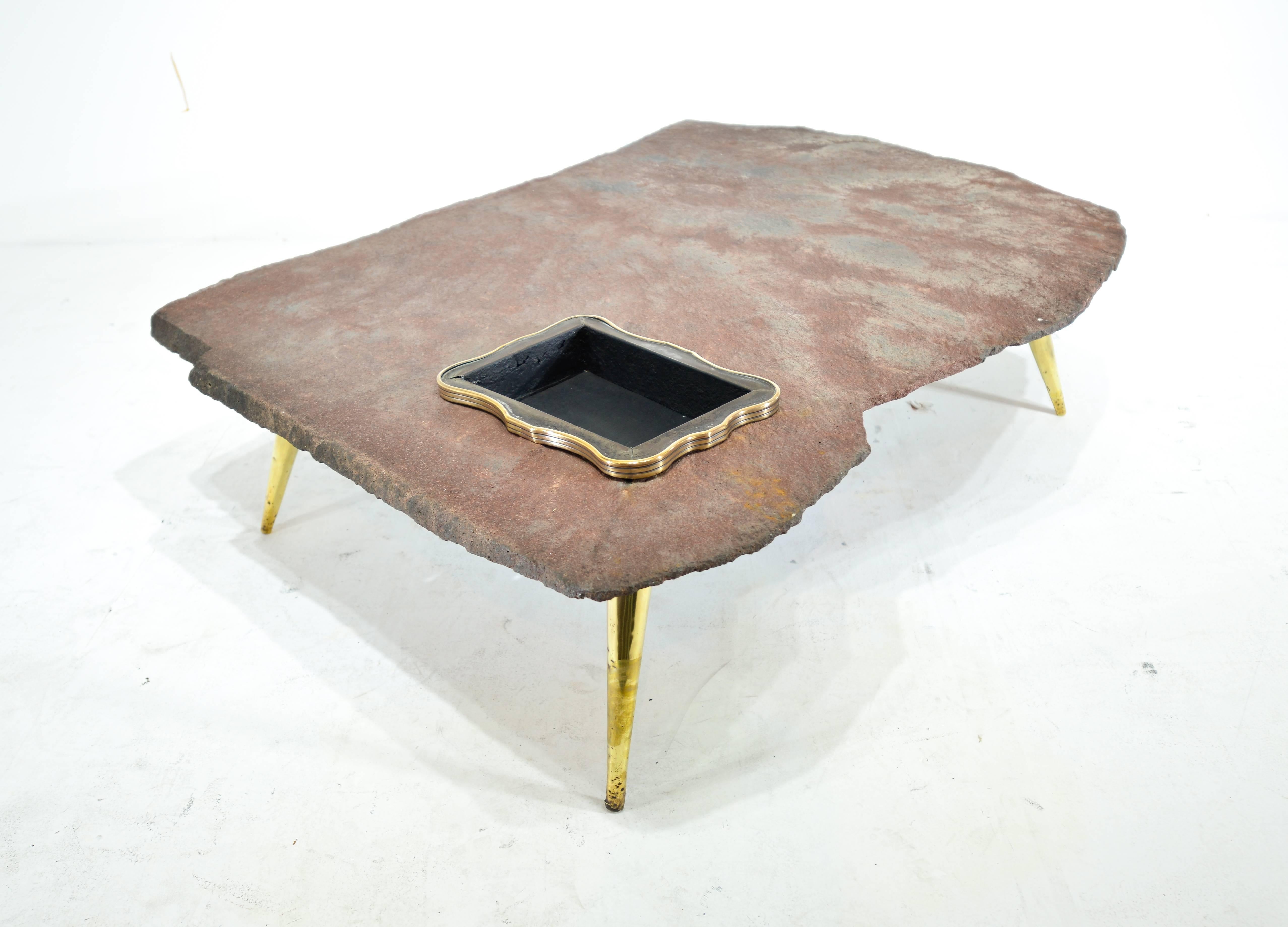 Stone Top Coffee Table In Excellent Condition For Sale In Mexico City, MX