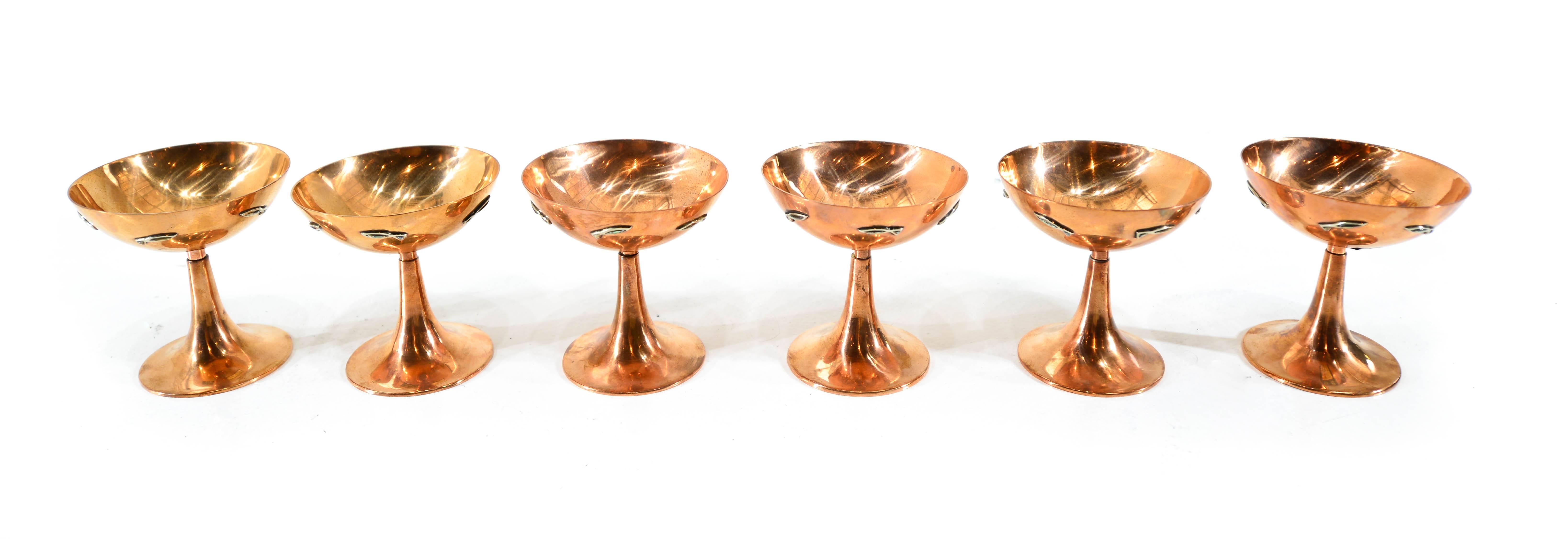 Los Castillo, Set of Six Copper Goblets In Good Condition For Sale In Mexico City, MX