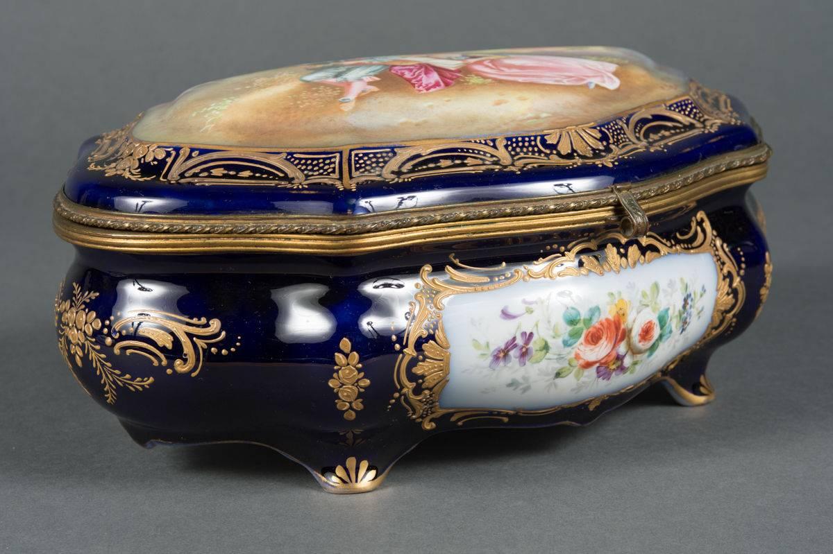 French Antique Bronze Mounted and Painted Sevres Style Cobalt Blue Accessory Box For Sale 2