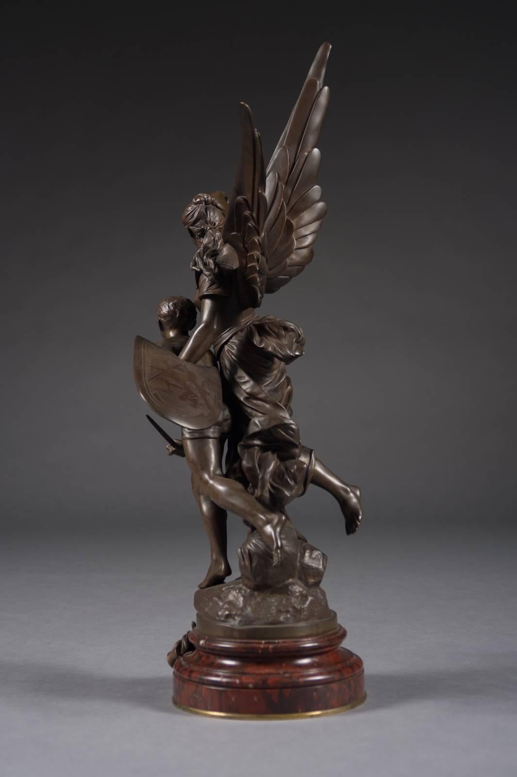 Fino grupo figurado francés de bronce patinado titulado Pro Patria, de Edouard Drouot Patinado en venta