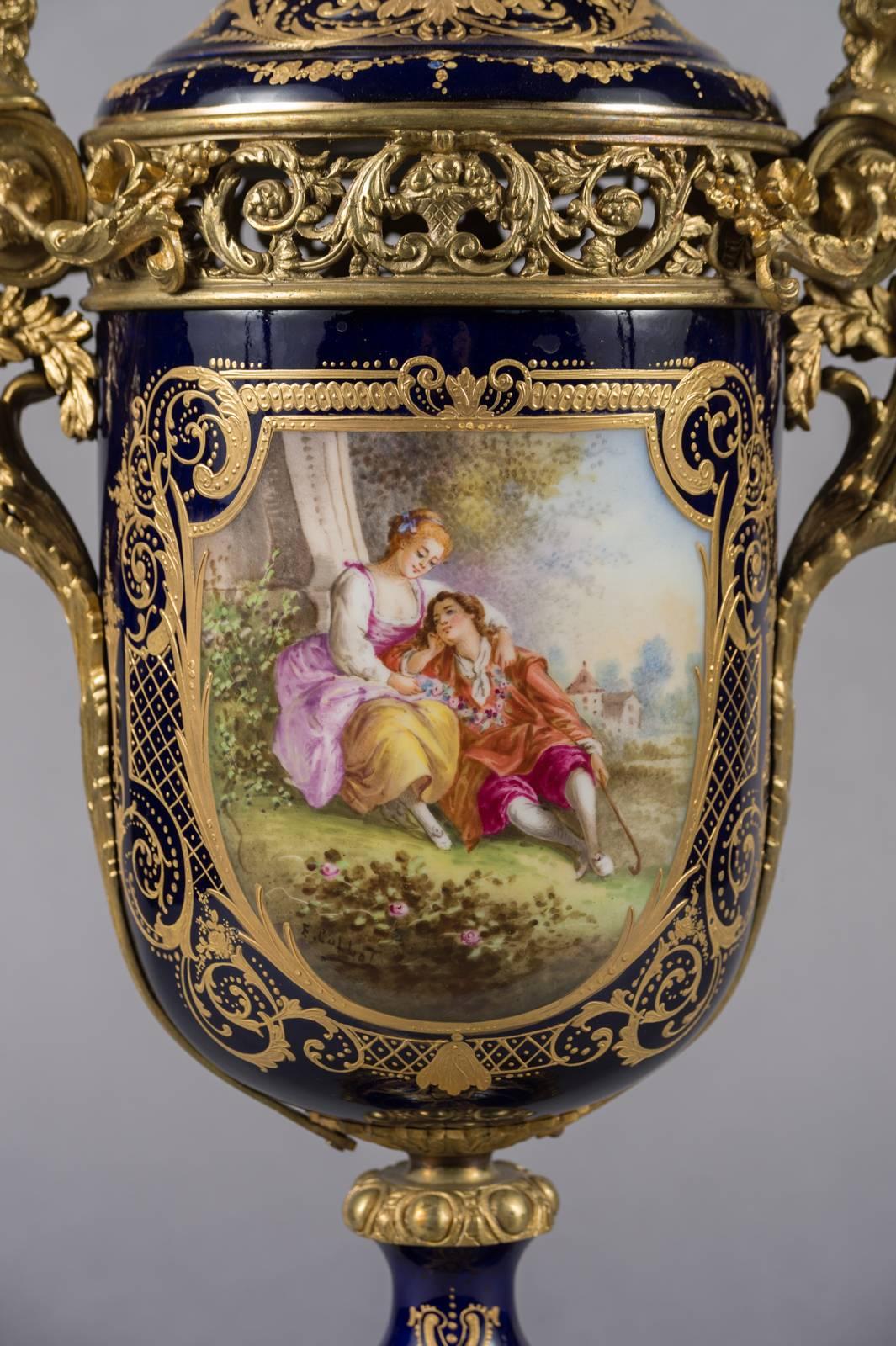 Pair of 19th Century French Sevres Gilt Bronze-Mounted Cobalt Blue Lidded Urns For Sale 2