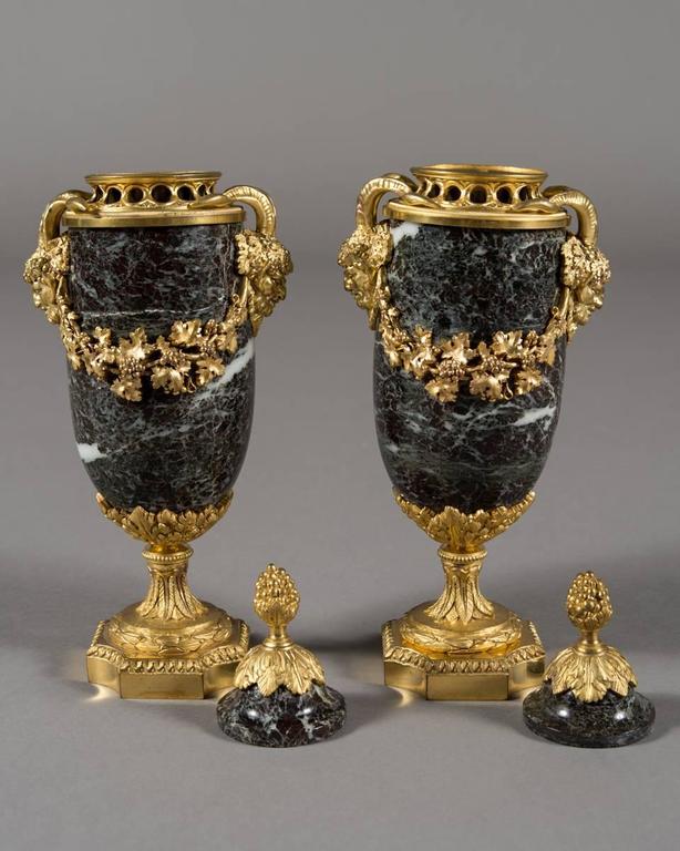 Pair 19th Century French Ormolu mounted Marble Cassolettes For Sale 2