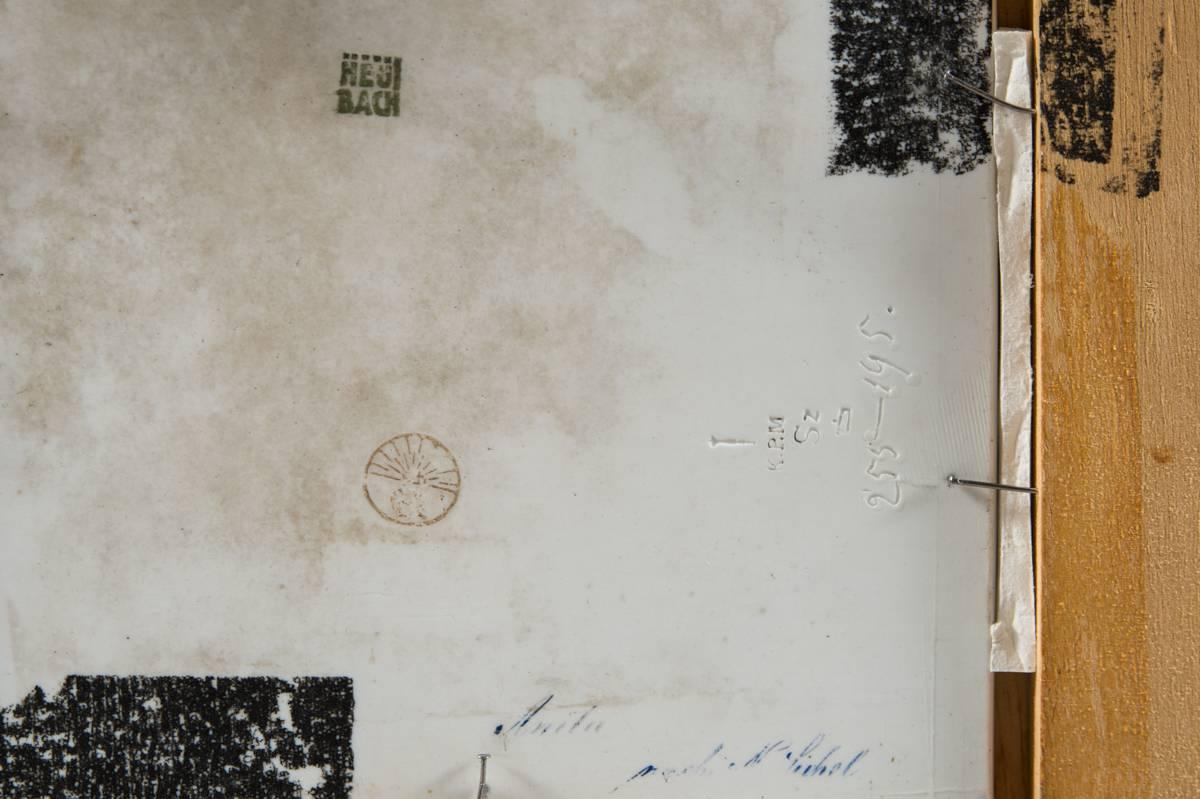Porcellana Pregevole placca KPM del XIX secolo raffigurante una giovane bellezza/incorniciata in vendita