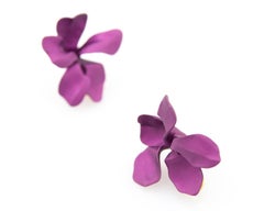 Fine Pair of JAR Violet Titanium and Gold Earrings