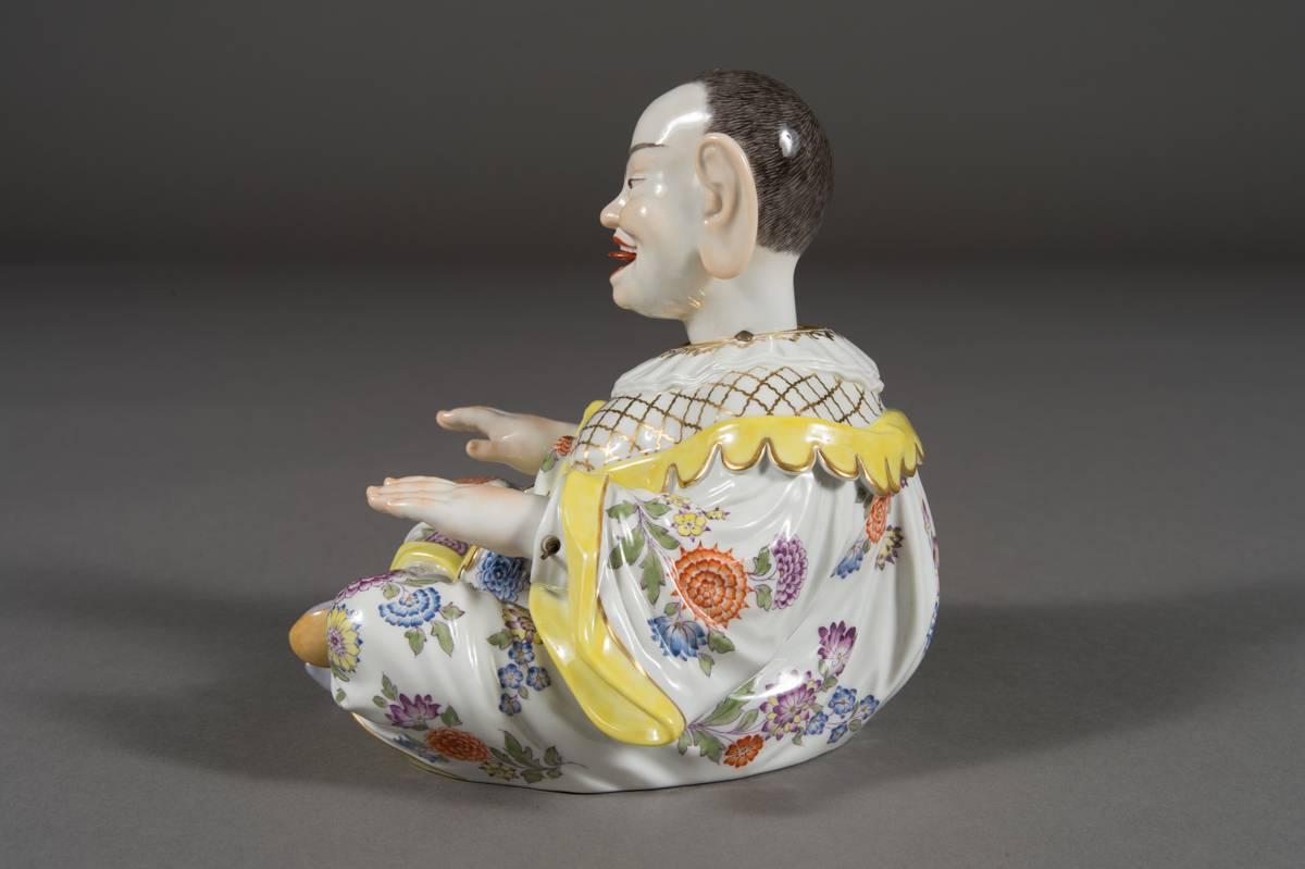 Figurine pagode en porcelaine de Meissen à tête articulée hochant en vente 4