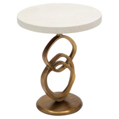 Tavolino in shagreen color crema con ottone patinato bronzo di Kifu Paris