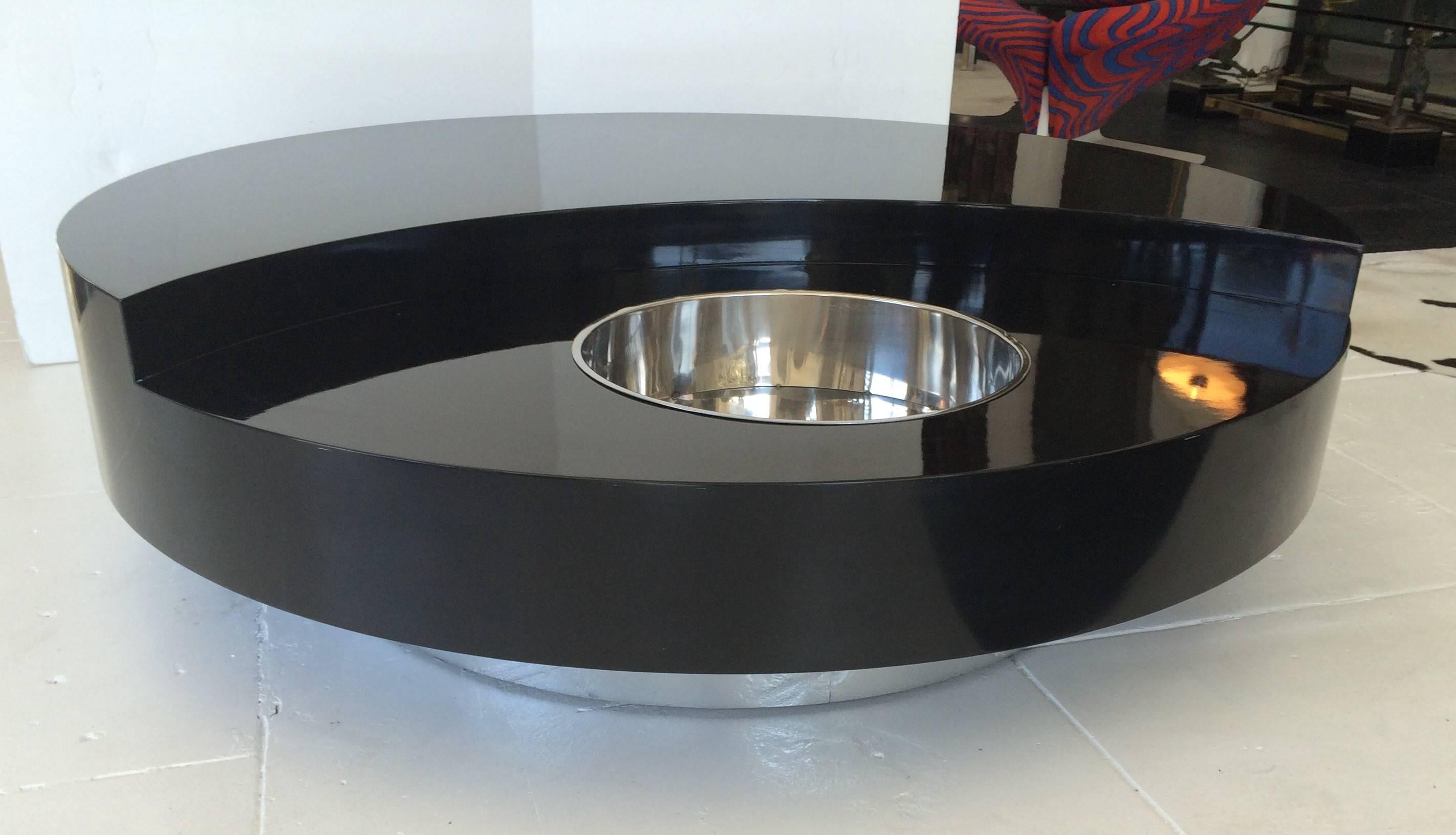 Willy Rizzo Revolving Coffee Table, 1960s In Excellent Condition In Los Angeles, CA