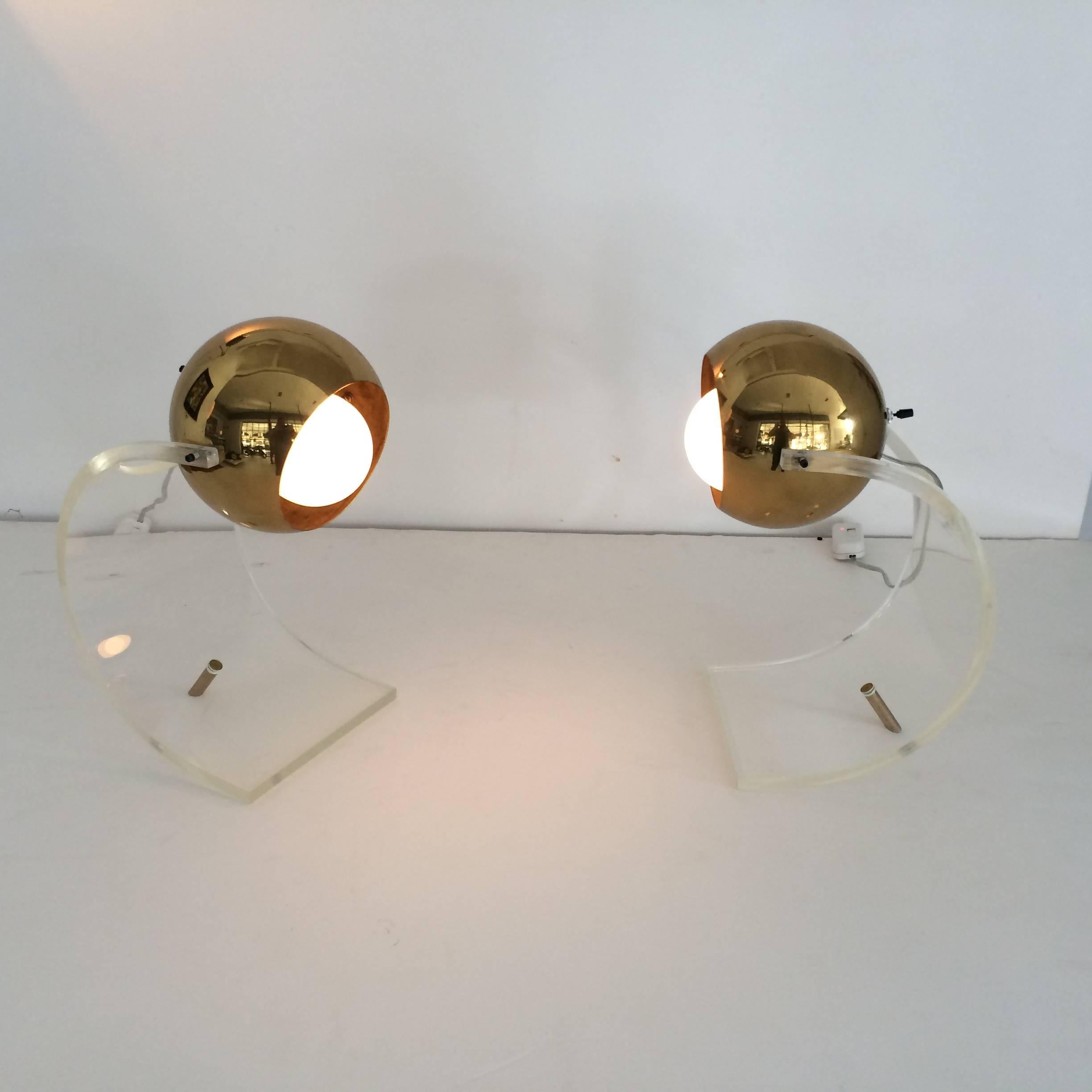 Rare Pair of Table Lamps by Robert Sonneman 5
