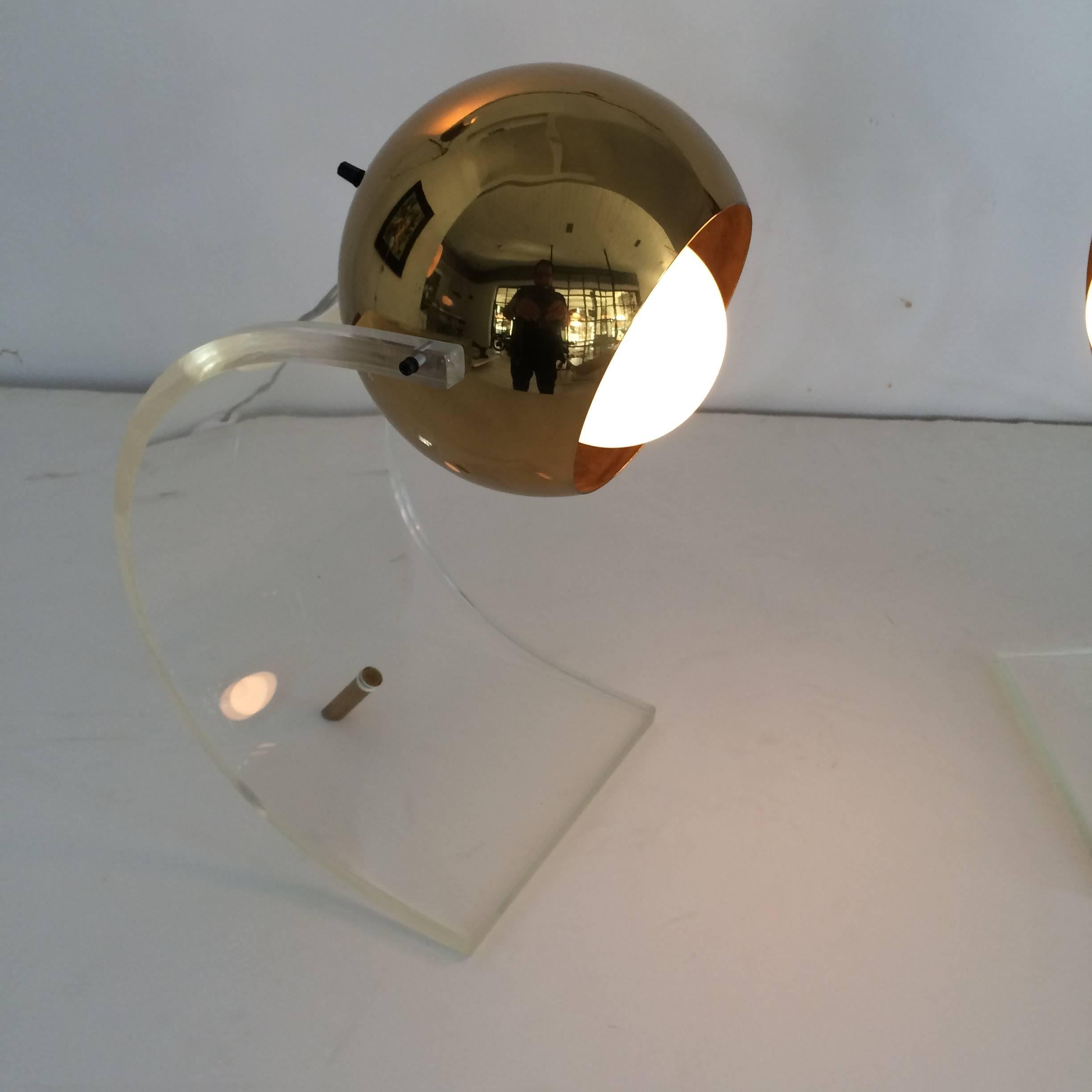 Rare Pair of Table Lamps by Robert Sonneman 3