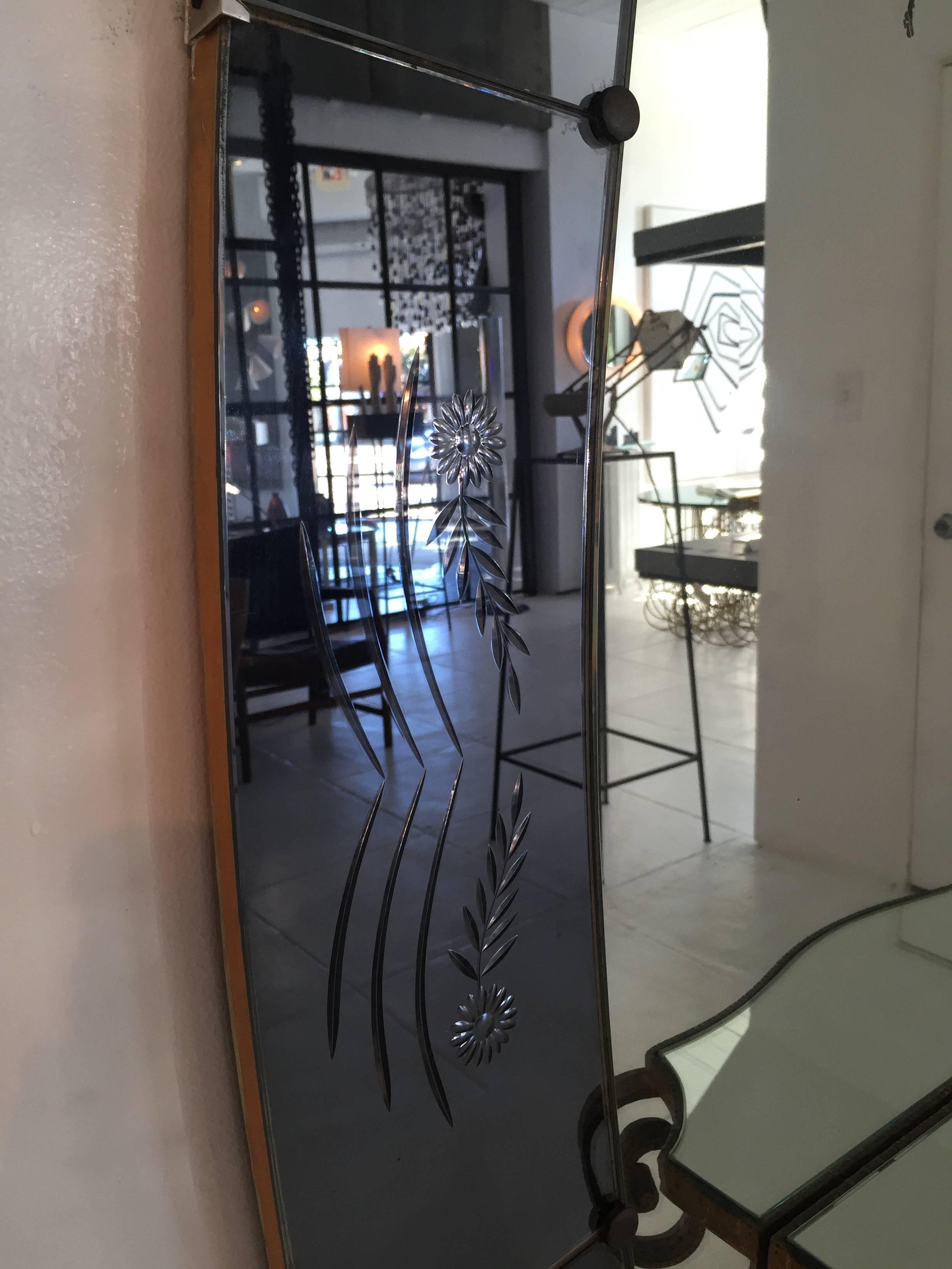 Italian 1940s Oversized Murano Glass Mirror with Console In Good Condition In Los Angeles, CA