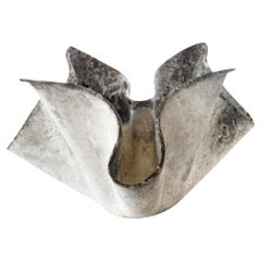 Willy Guhl Tulip Planter