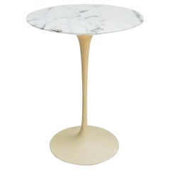 Eero Saarinen Marble Top 'Tulip' Side Table