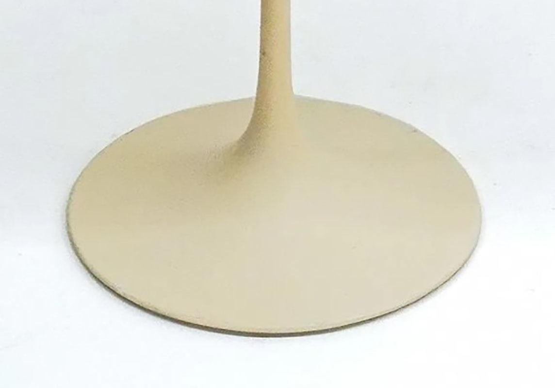 Eero Saarinen Marble Top 'Tulip' Side Table In Good Condition For Sale In Los Angeles, CA