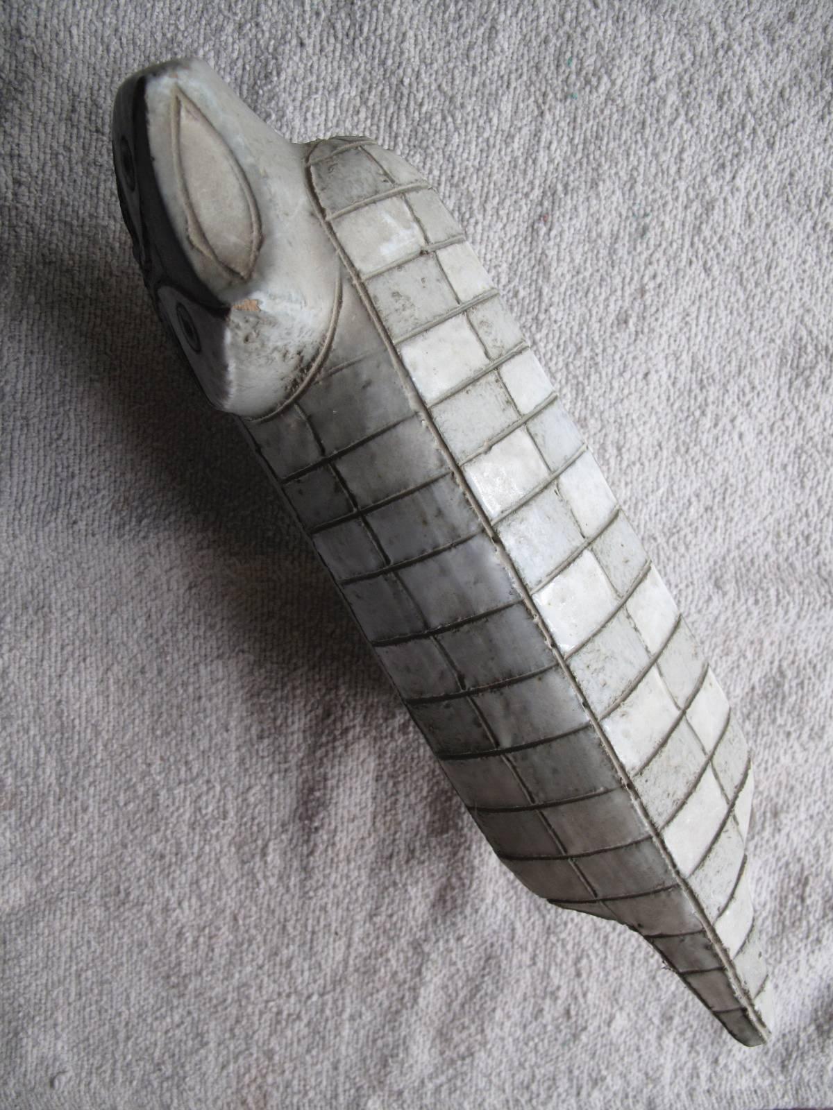 Stoneware Cat, Manner of Lisa Larson In Good Condition In Brooklyn, NY