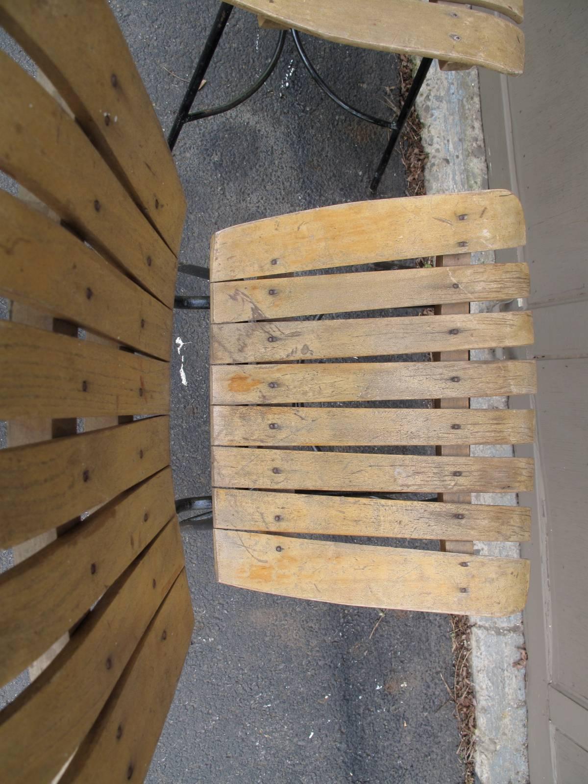 Pair of Slat Chairs in the Style of Arthur Umanoff In Fair Condition In Brooklyn, NY