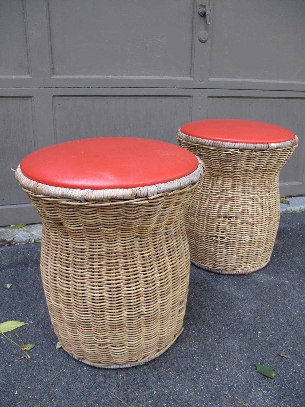 Pair of Brown Jordan Outdoor Wicker Poufs In Good Condition In Brooklyn, NY
