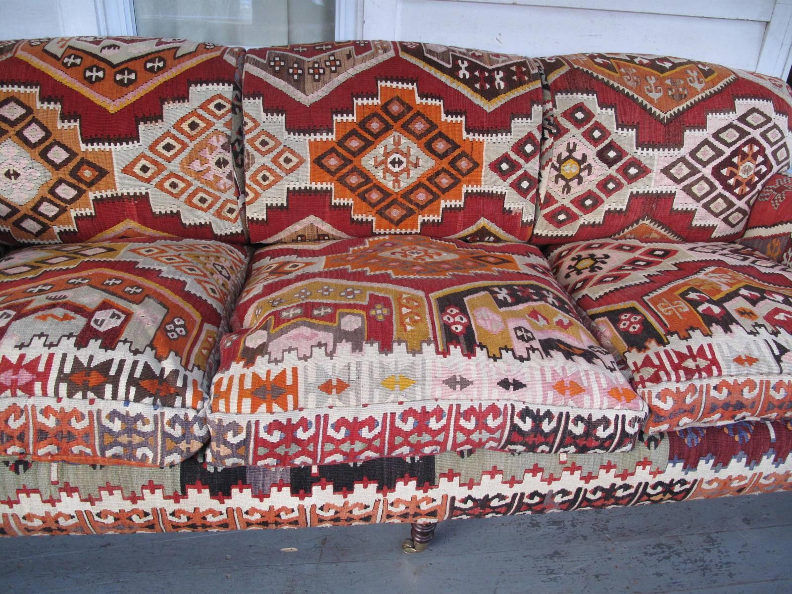 George Smith Standard English Roll Arm Sofa in Kilim In Good Condition In Brooklyn, NY