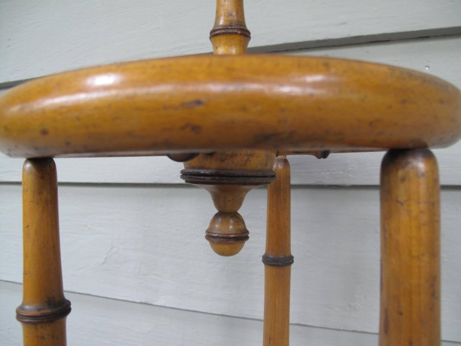 English Aesthetic Movement Umbrella Stand In Good Condition In Brooklyn, NY