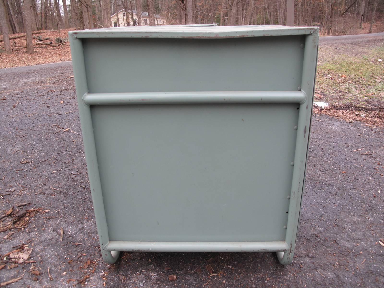 Pair of American Industrial Steel Drawers In Fair Condition In Brooklyn, NY