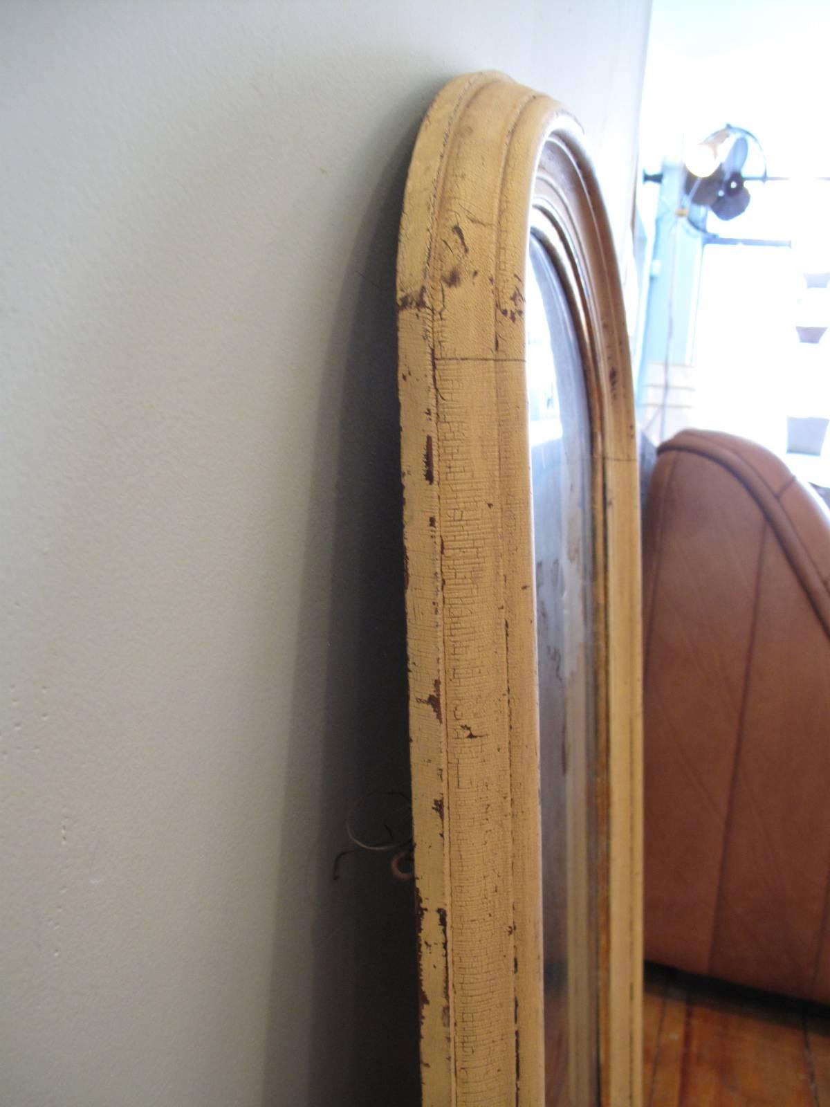 Distressed Mirror In Fair Condition In Brooklyn, NY