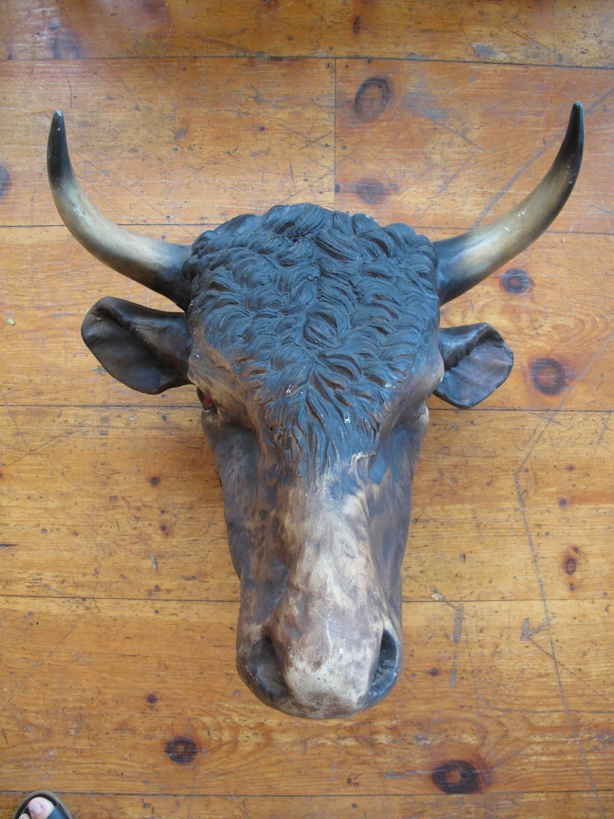 20th Century Handpainted Steer Head For Sale 5