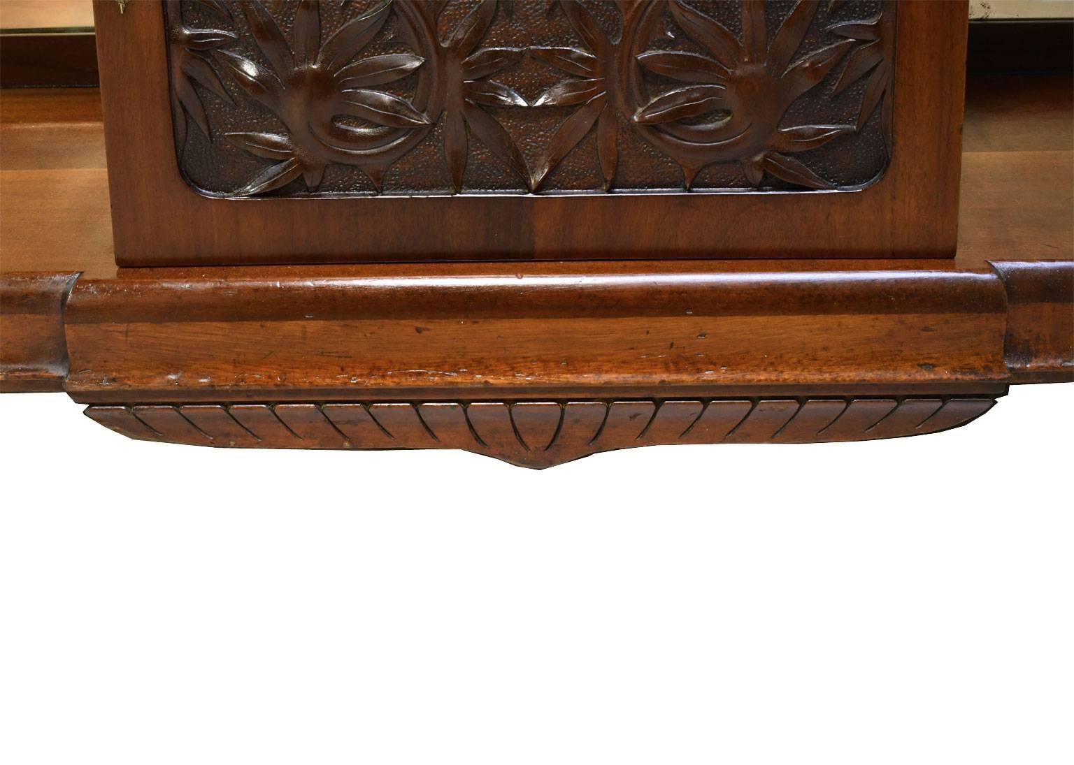 Belle Époque Desert Cupboard in Mahogany with Carved Birds of Paradise For Sale 3