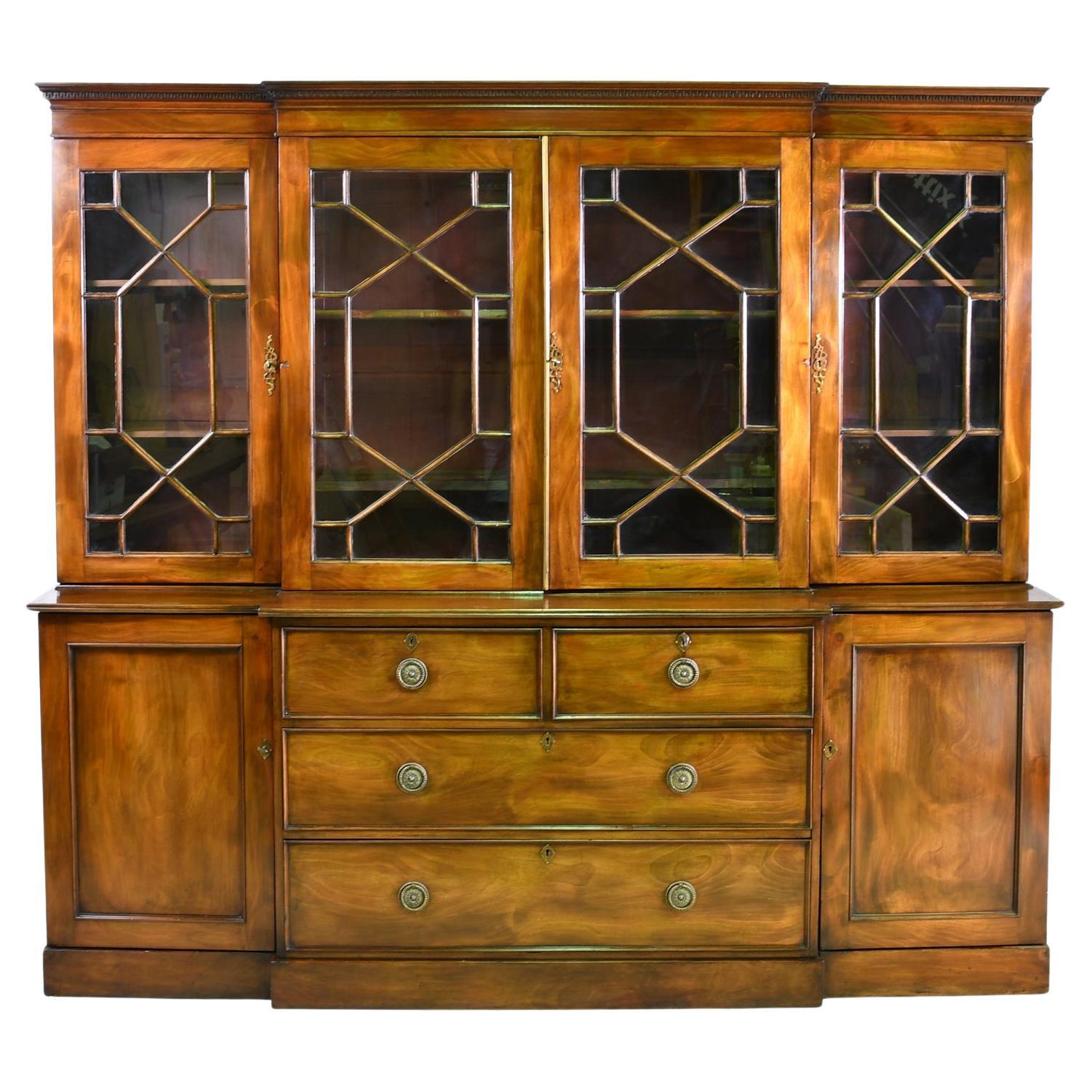 19th Century Georgian Breakfront Bookcase in Mahogany, circa 1870