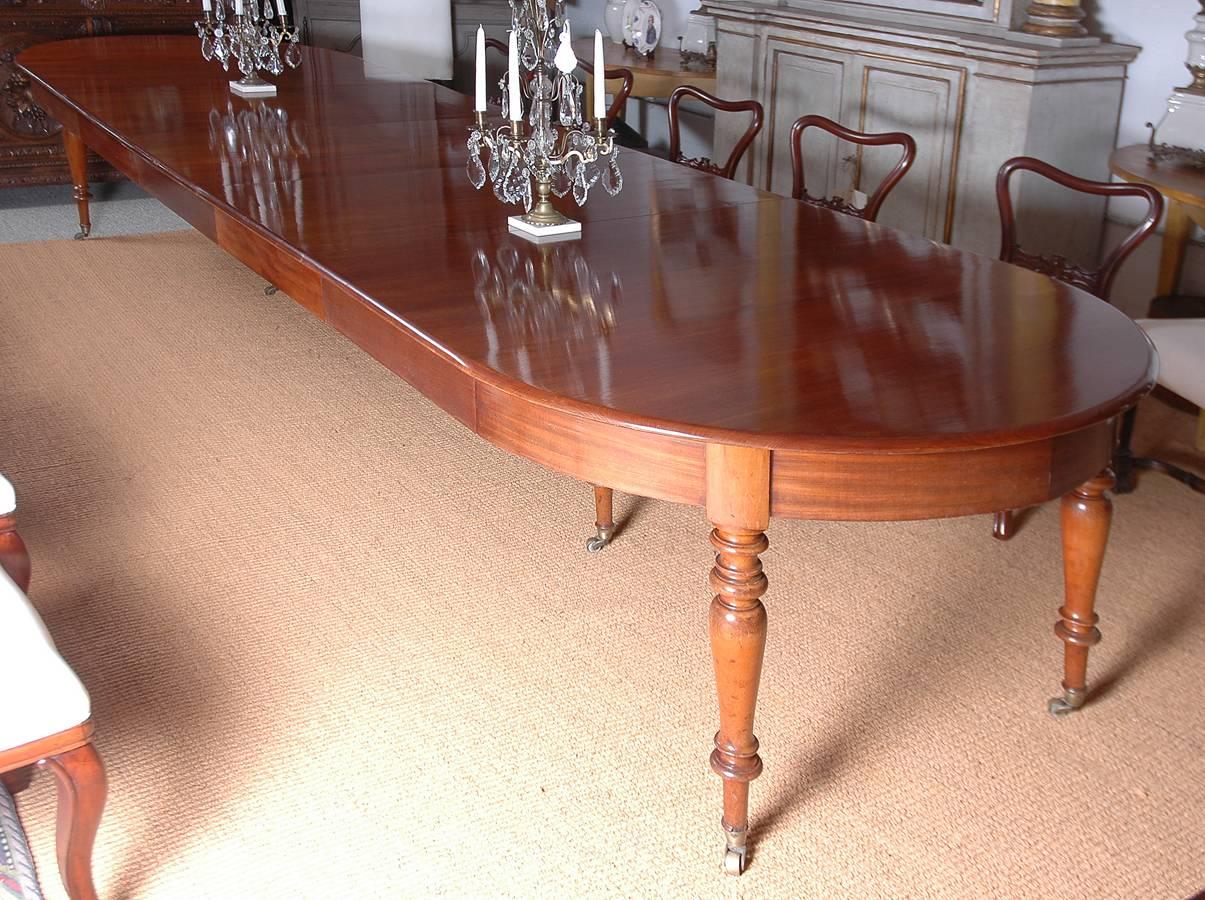 Mahogany Racetrack Extension Dining Table, France, circa 1830
