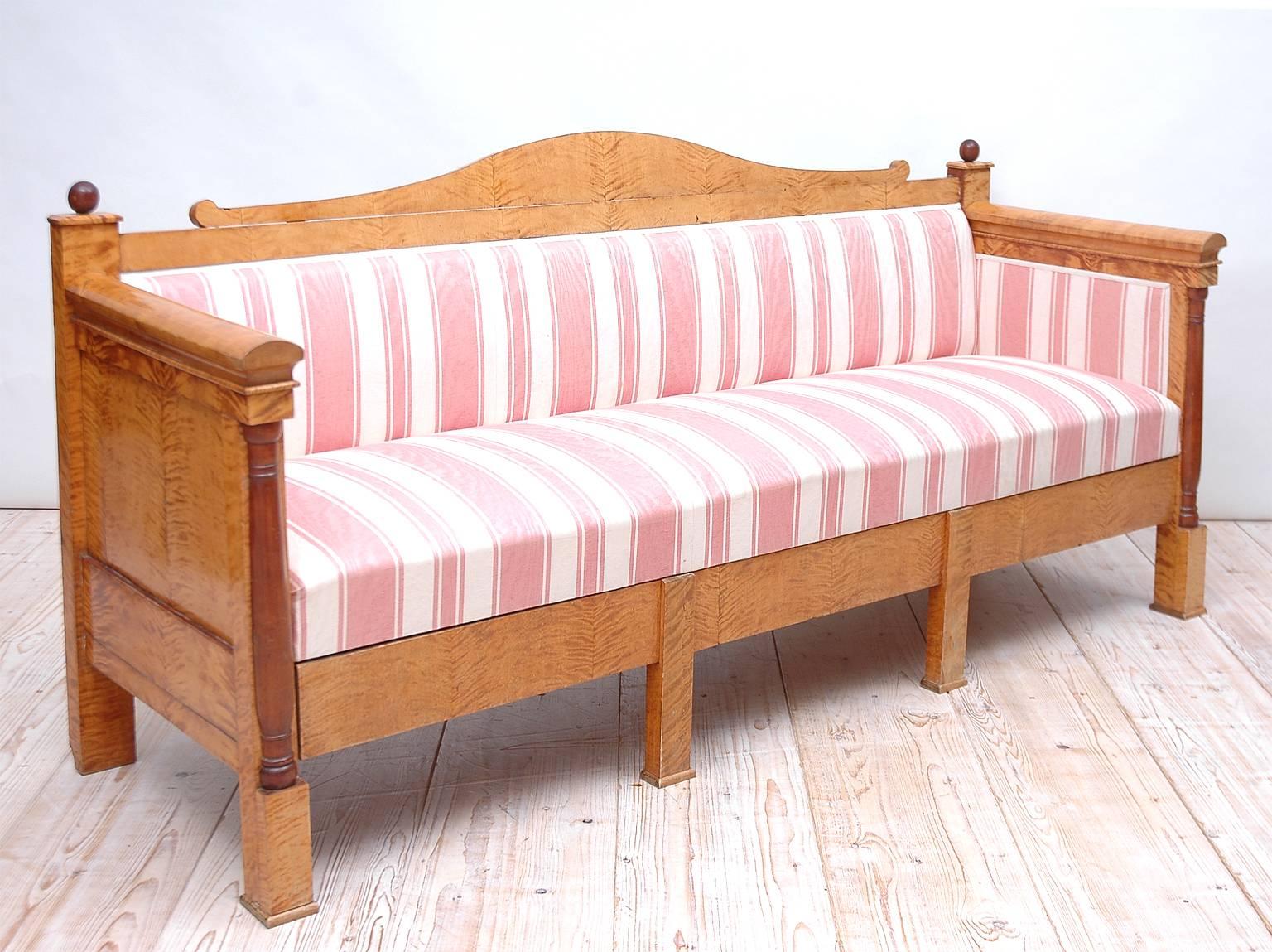 Polished Scandinavian Biedermeier Sofa or Upholstered Bench in Birch, circa 1830