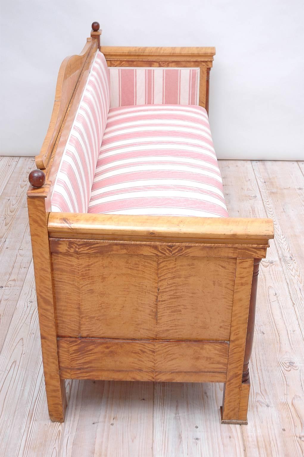 Scandinavian Biedermeier Sofa or Upholstered Bench in Birch, circa 1830 2