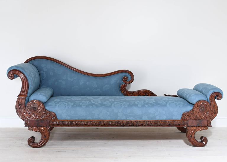 19th Century Empire Recamier Or Fainting Couch In Mahogany With Carved 19th Century Empire Recamier Or Fainting Couch In Mahogany With Upholstery For