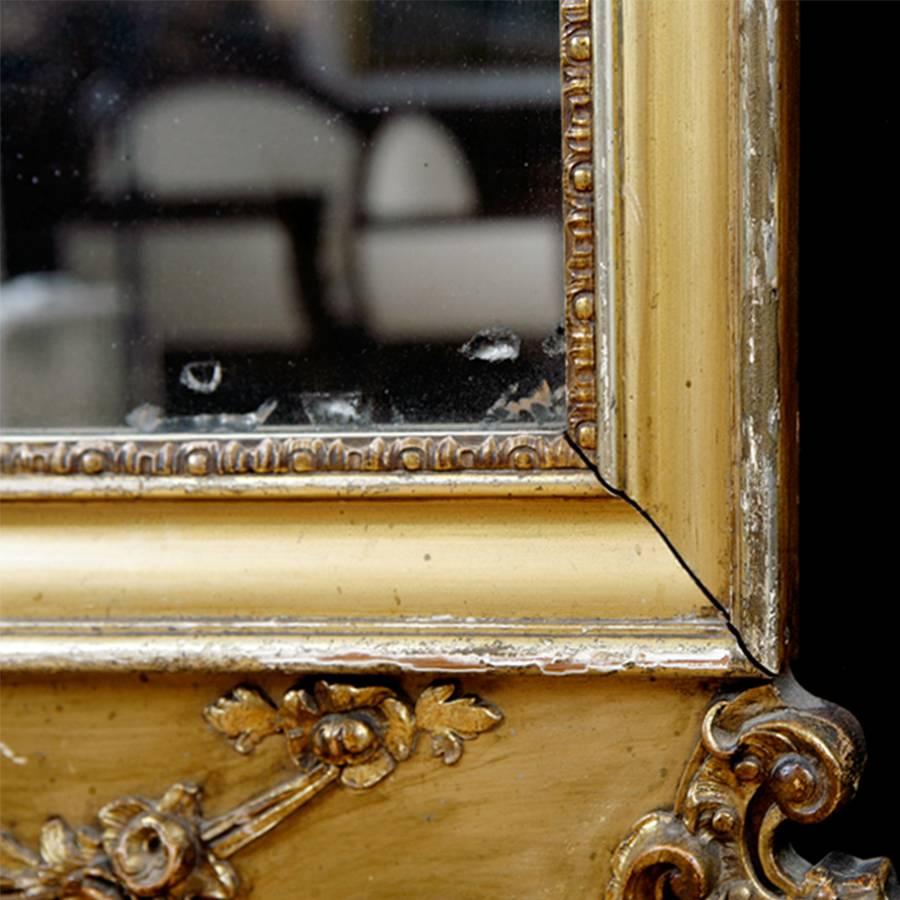 Louis XV 19th Century French Rococo-Style Mirror in Carved & Gilded Wood with Silver