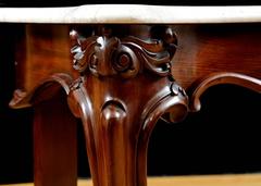 Mesa consola americana de caoba con tapa de mármol blanco, hacia 1835