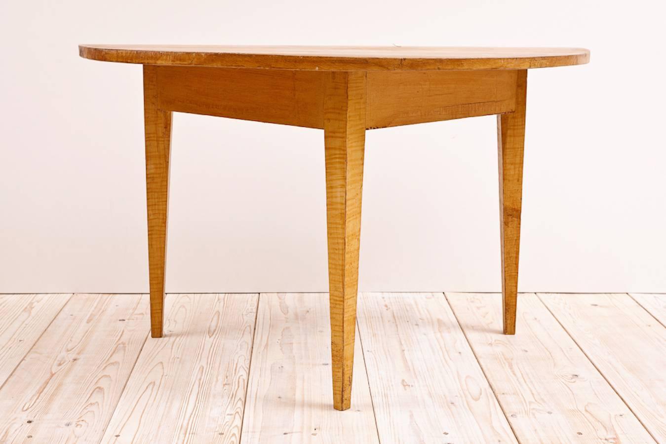 Country Pair of Swedish Demilune Tables with Faux Bois Finish, circa 1790 For Sale